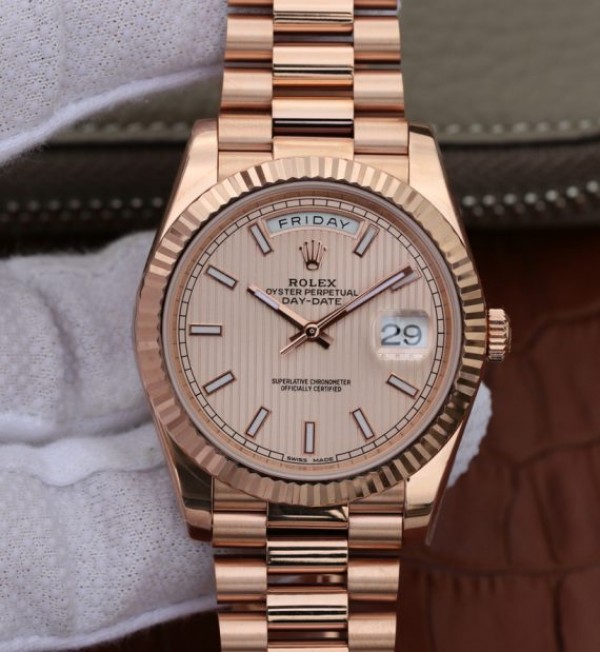 Replica Rolex (unchanged) Day-Date 40 mm 228235 RG Noob Dial Textured RG Bracelet / Strap RG A3255 - View 1