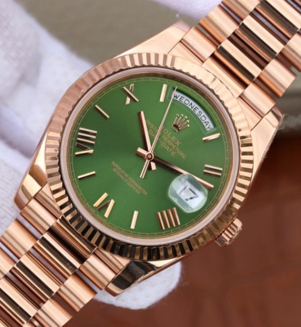 Replica Rolex Day-Date 40 mm 228235 RG Noob Dial Green Markers romains Bracelet / Strap RG A3255