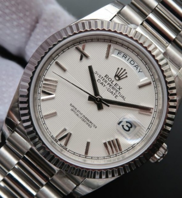 Replica Rolex Day-Date 40 mm 228239 Noob Quadrant Bracelet / Strap à Dial White Textured A3255
