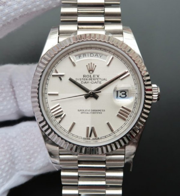 Replica Rolex (unchanged) Day-Date 40 mm 228239 Noob Quadrant Bracelet / Strap à Dial White Textured A3255 - View 1