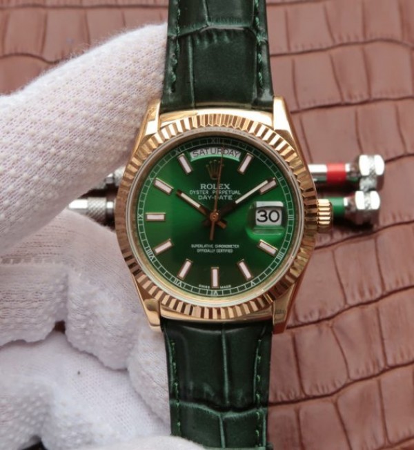 Replica Rolex (unchanged) Day-Date 118138 YG Dial Green Bracelet / Strap Leather Green A2836 - View 1