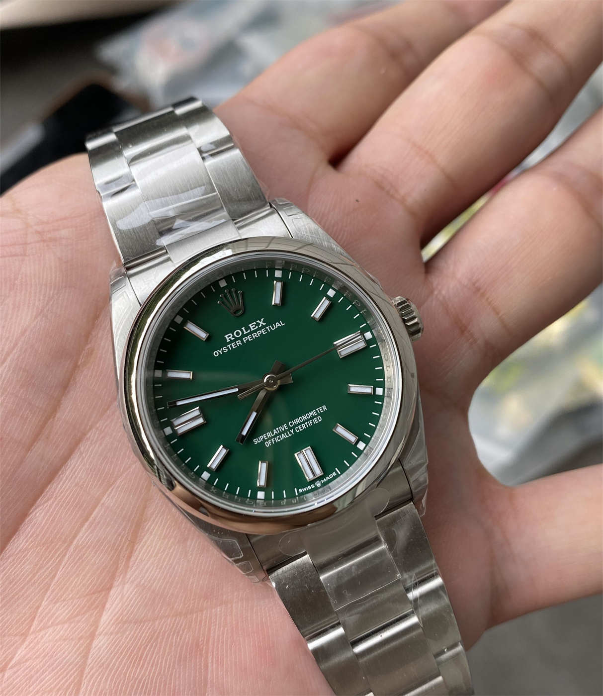 Rolex Oyster Perpetual 36 Green Dial Replica – VS Factory M126000-0005 with Dandong 3230 Movement - clean factory product image 3