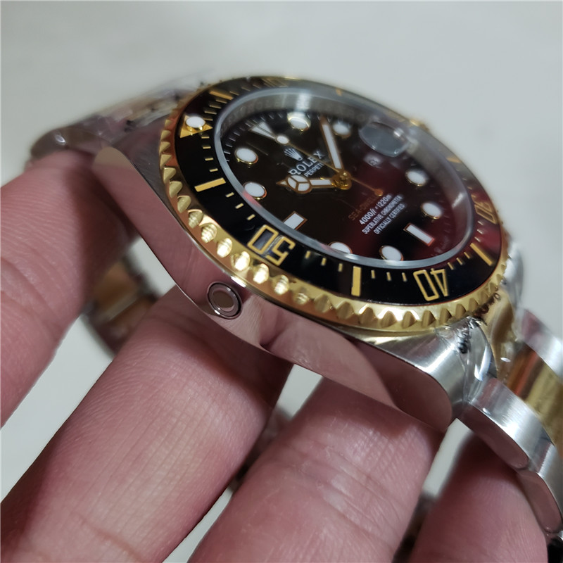 Replica Rolex Sea-Dweller Silver-Gold | RLX 89 - View 3