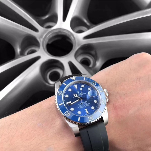 Replica Rolex Submariner Blue | RLX 150 - View 3