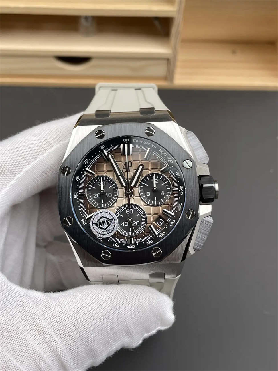 Audemars Piguet Royal Oak Replica – Precision Craftsmanship and Iconic Design - clean factory product image