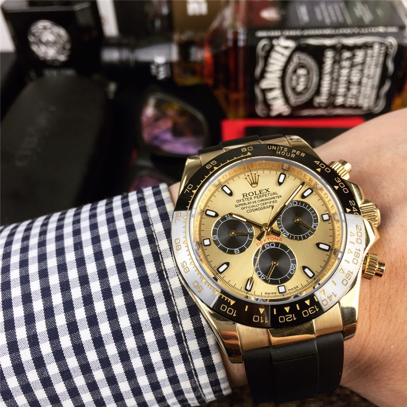 Replica Rolex Daytona Gold | RLX 23 - View 1