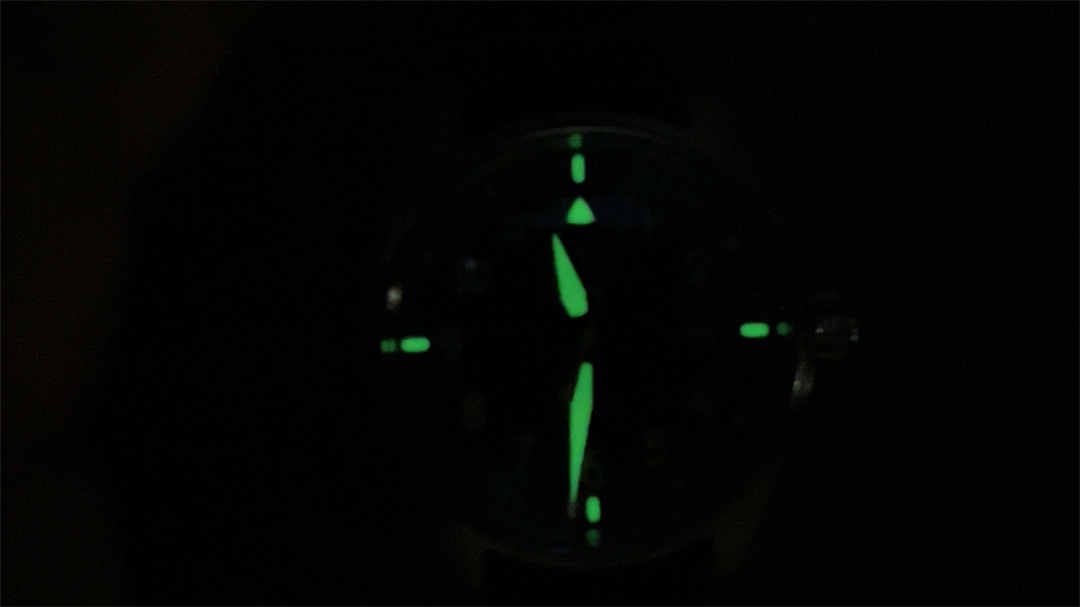 V7 IWC Mark XX Blue Dial – Premium Replica Pilot Watch with Sapphire Crystal &amp; Automatic Movement - clean factory product image 2