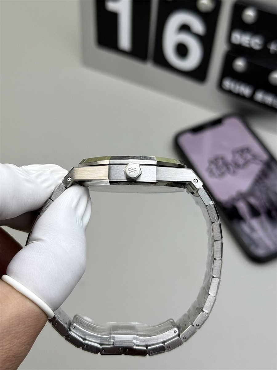 Audemars Piguet 15500ST Replica – APS Factory Royal Oak 41mm Premium Clone - clean factory product image 5