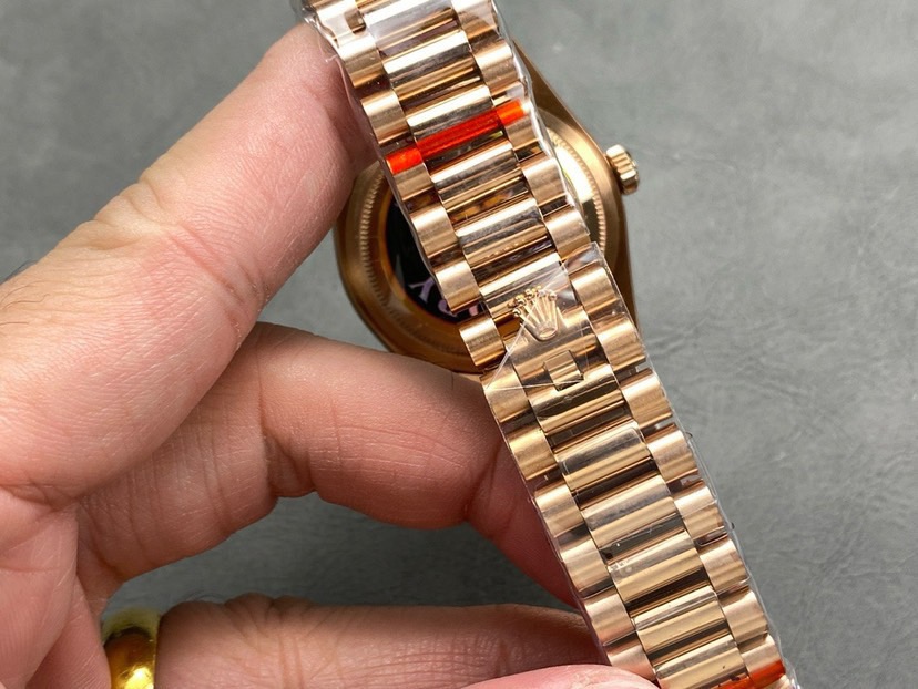 QF Factory Day Date 36 Rolex Replica – 36 mm Full-Weight Dress Watch - clean factory product image 7