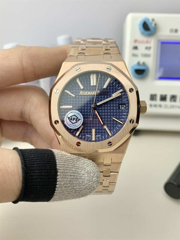 APS Factory AP 15510OR 1320OR 03 Replica – Royal Oak 41mm Rose Gold Blue Dial 4302 Integrated Movement - clean factory product image 9