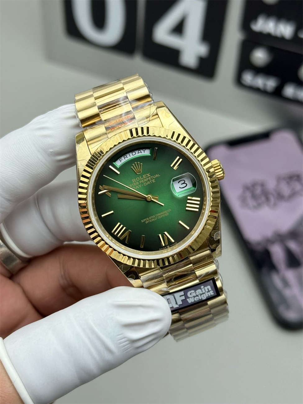 Rolex Day-Date 40 Green Replica (QF Factory) – 195g Heavy Tungsten Gold - clean factory product image 2
