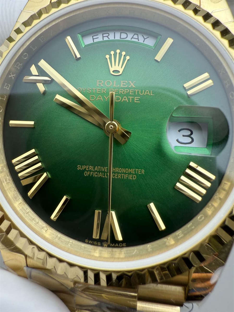 Rolex Day-Date 40 Green Replica (QF Factory) – 195g Heavy Tungsten Gold - clean factory product image 3