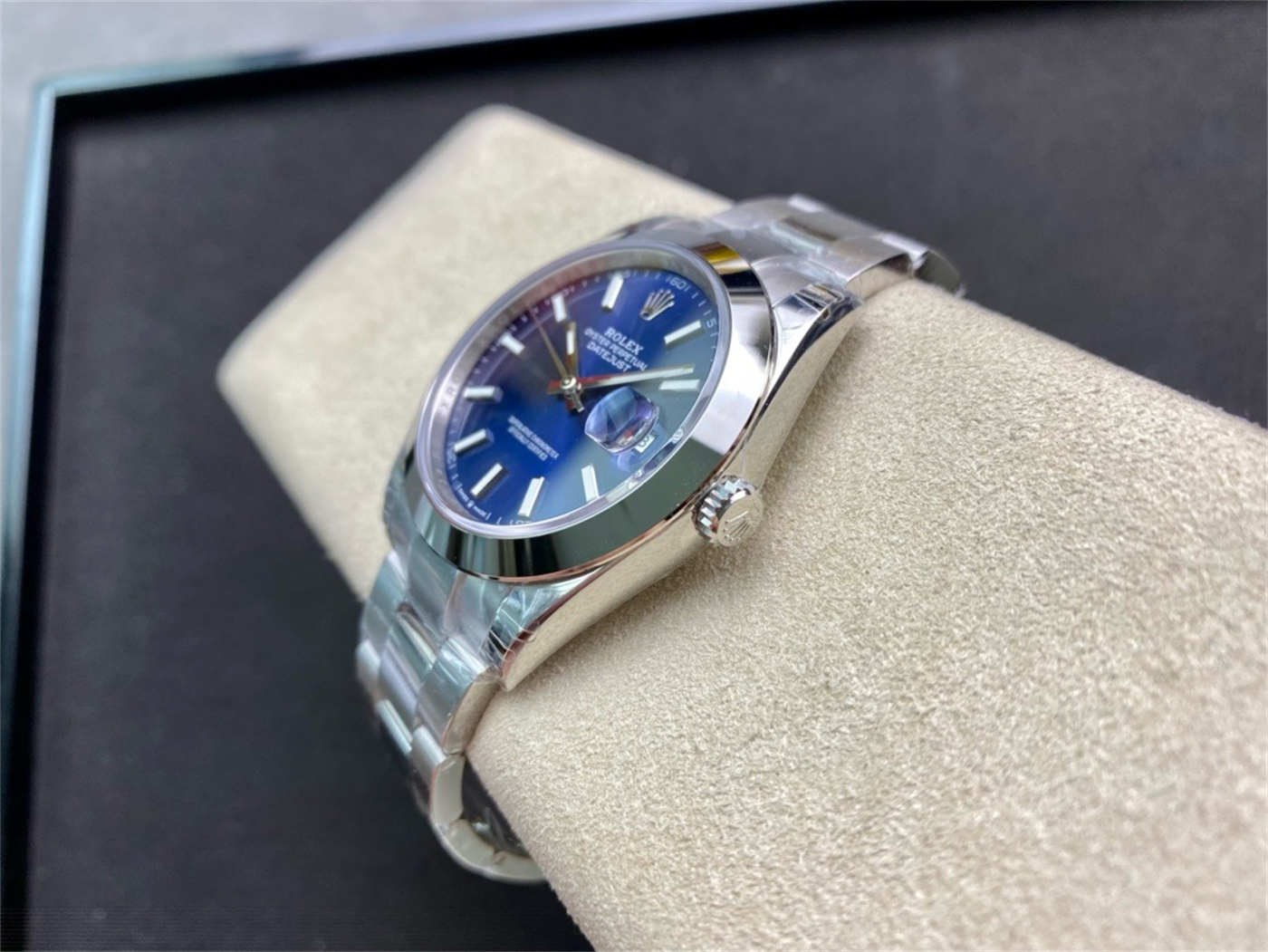 Rolex Datejust 41 Replica 126300 Blue Dial – VS Factory Review - clean factory product image 4