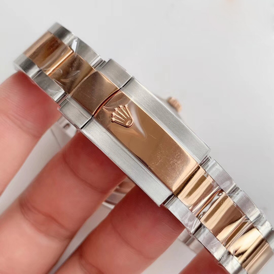 Replica Rolex Datejust 41mm 126331 Chocolate Index Oyster - View 9