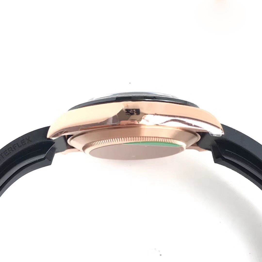 Replica Rolex Daytona Cosmograph 116515LN AR Factory Rose Gold Black Dial Swiss - View 5