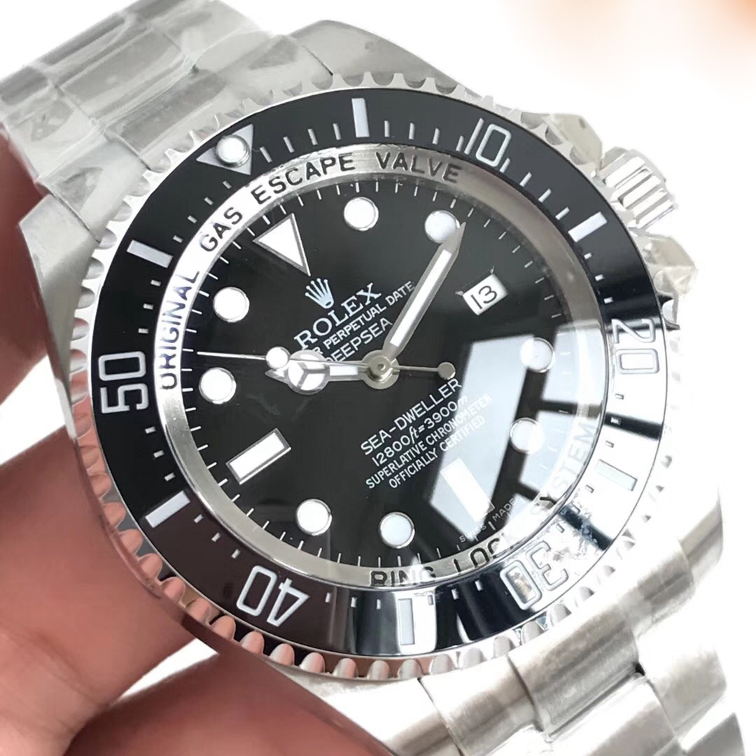 Replica Rolex Sea-Dweller 126600 N 2018 V5S Stainless Steel Black Dial - View 3
