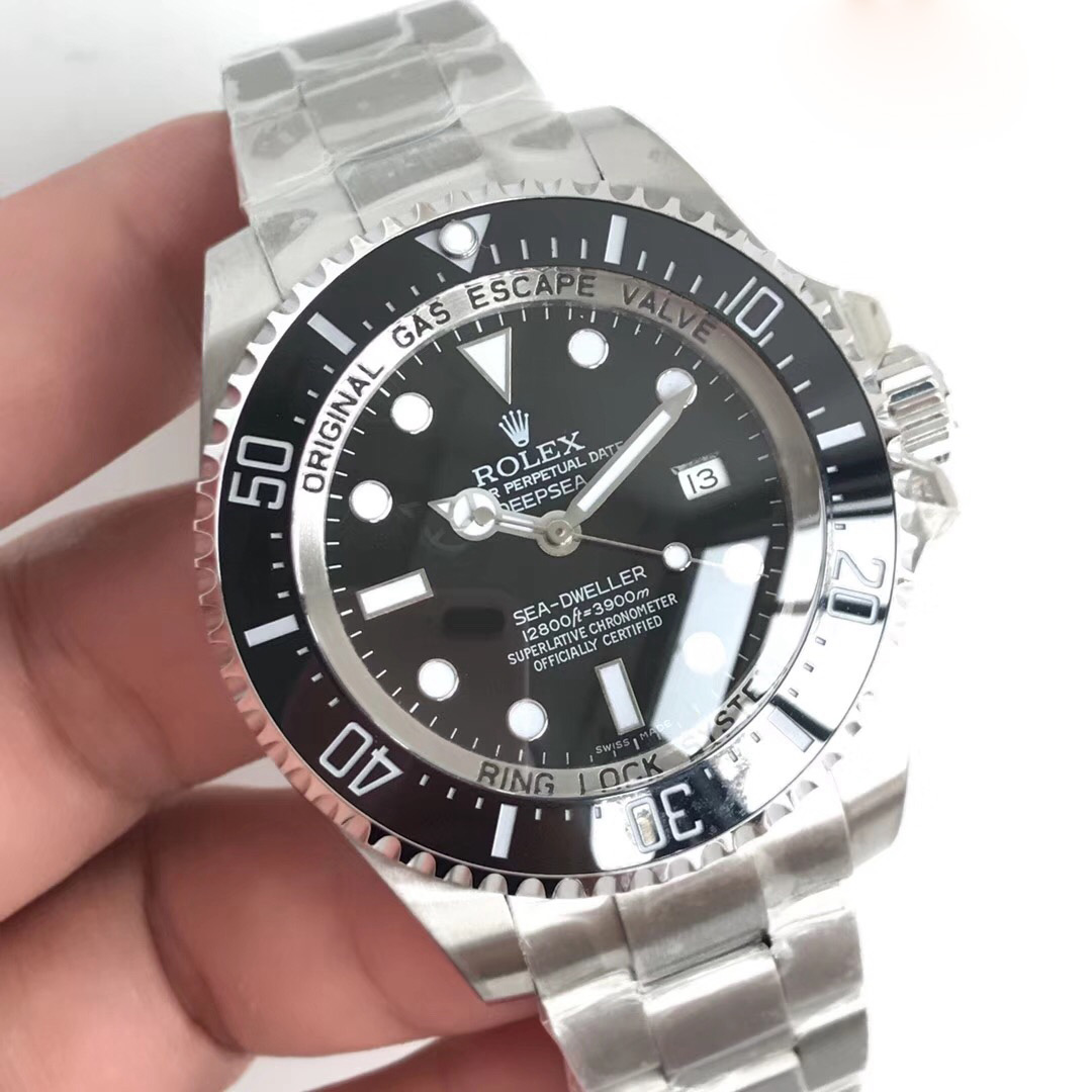 Replica Rolex Sea-Dweller 126600 N 2018 V5S Stainless Steel Black Dial - View 1