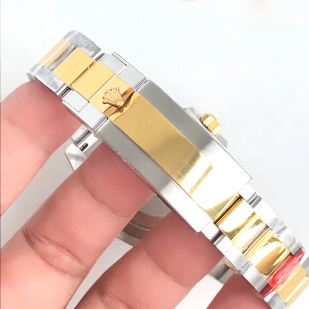 Replica Rolex Submariner Date 116613LN N V5S Yellow Gold & Stainless Steel Black Dial - View 8