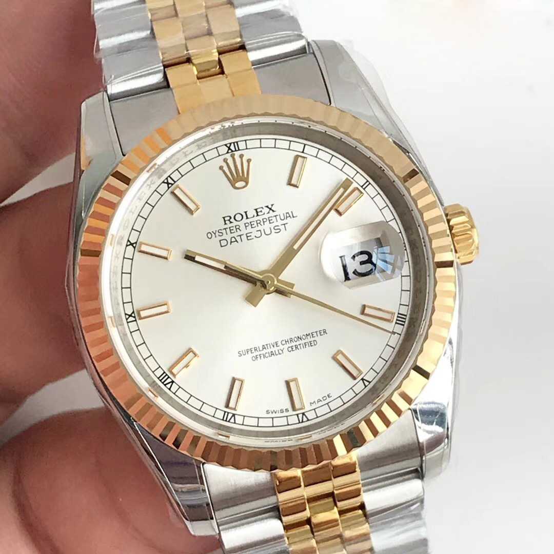 Replica Rolex Datejust 36MM 116233 AR V2 Stainless Steel & Yellow Gold Silver Dial - View 4