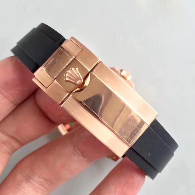 Replica Rolex Yacht-Master 40 116655 AR Rose Gold Black Dial - View 8