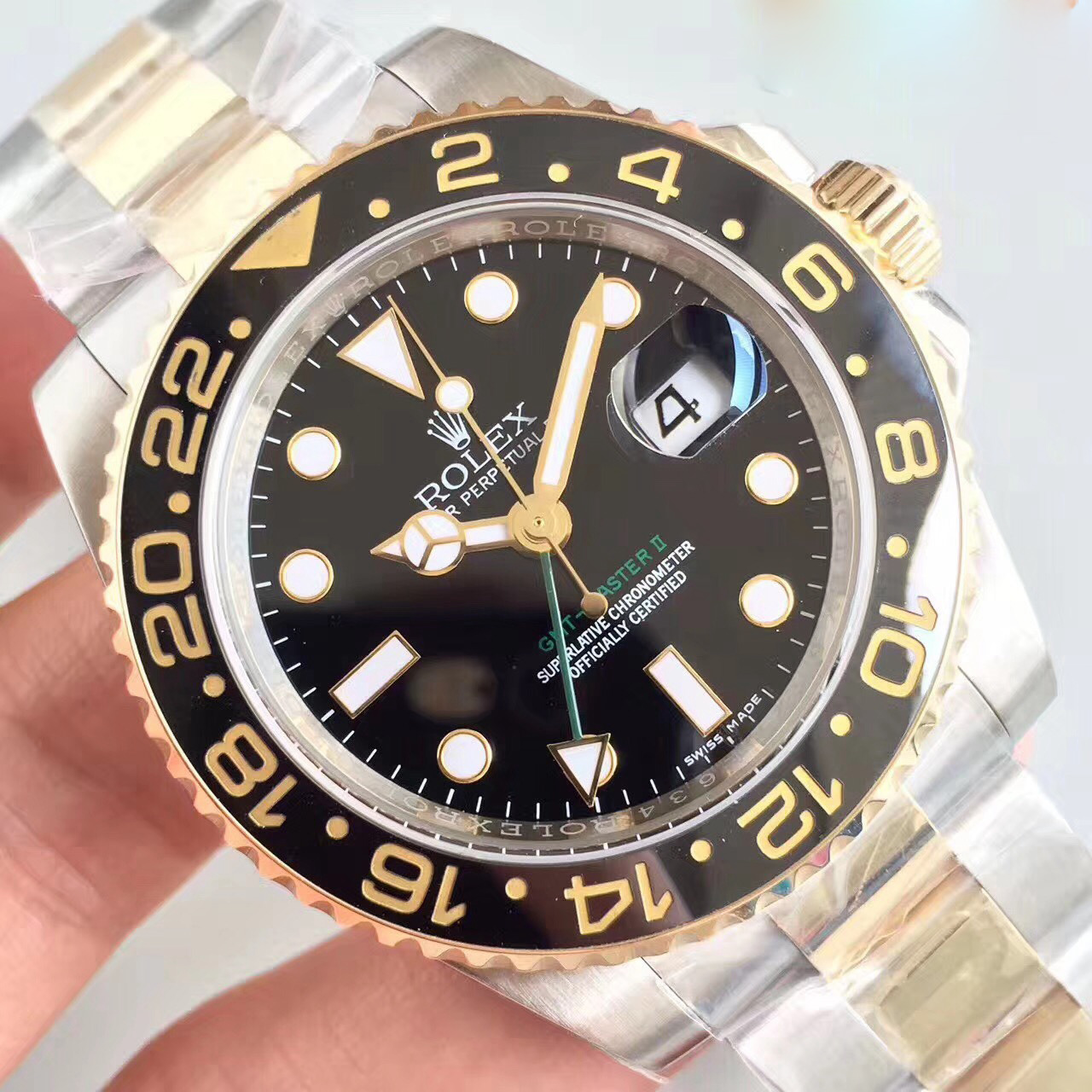 Replica Rolex GMT-Master II 116713LN 2018 V7S 24K Yellow Gold Wrapped & Stainless Steel Black - View 4