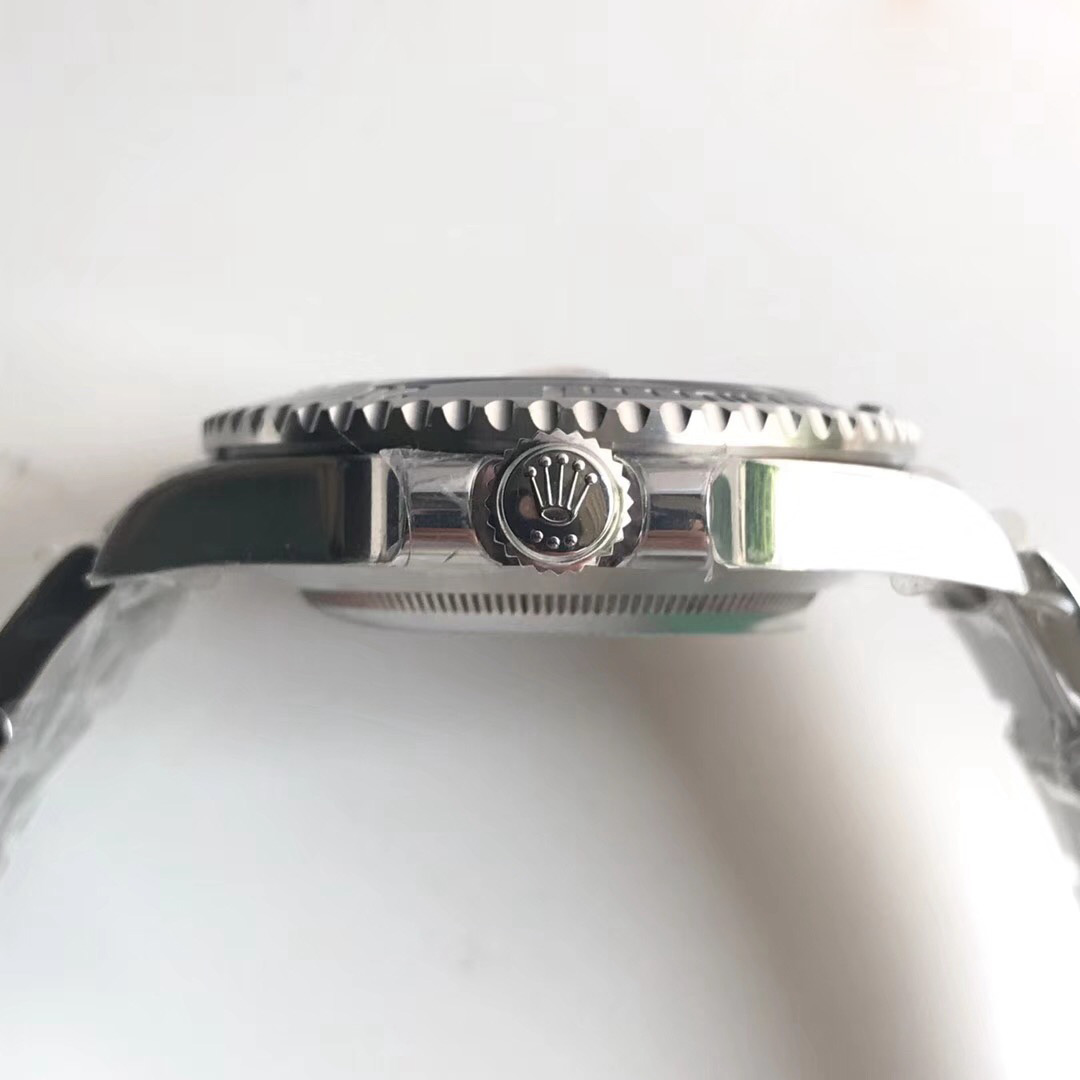 Replica Rolex Submariner Date 116610LV 2018 N V9S Stainless Steel - View 7