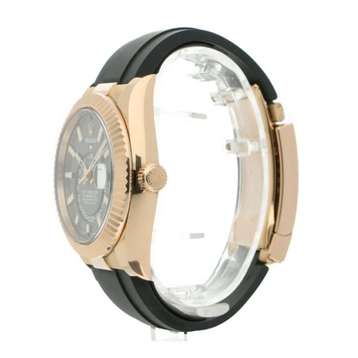 Rolex Sky-Dweller Gold product image 5