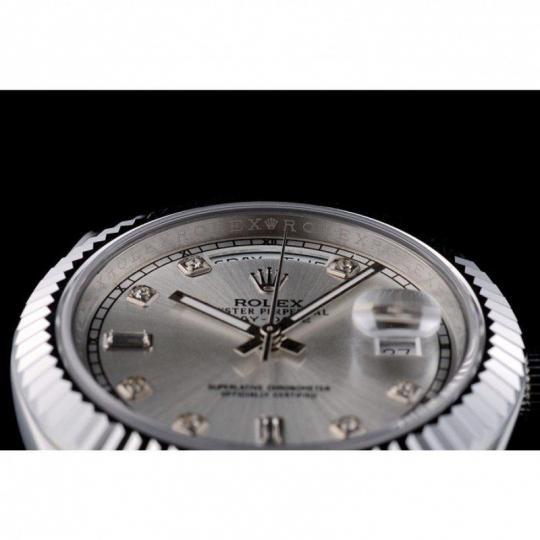 Replica Rolex DayDate Stainless Steel Ribbed Bezel Silver Dial 41995 - View 3