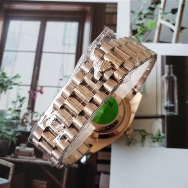Replica Rolex Pearlmaster 81285-34 MM - View 10