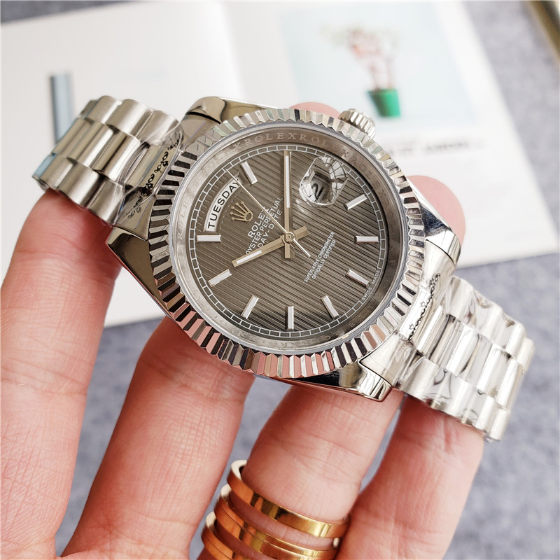 Replica Rolex Tuesday | RLX 211 - View 1