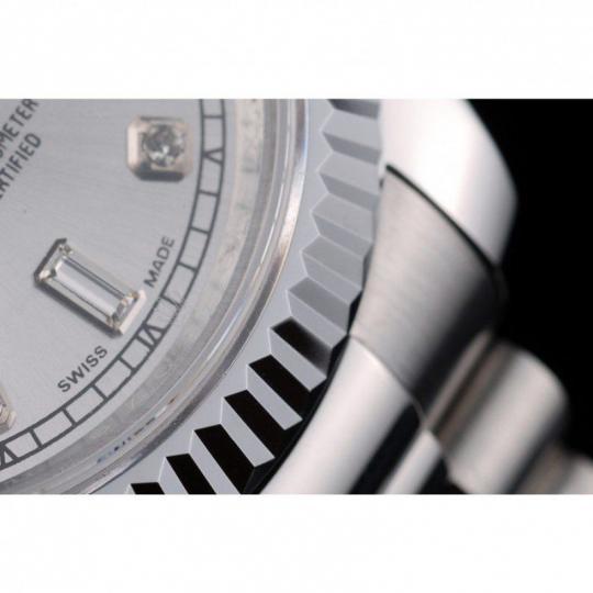 Replica Rolex Day-Date Platinum 118346 - View 4