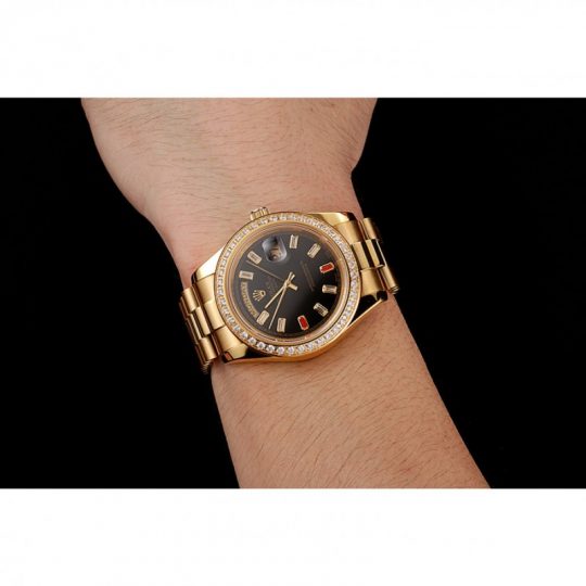 Replica Rolex Day-Date Diamonds And Rubies Black Dial Yellow Gold Bracelet 1454101 - View 5