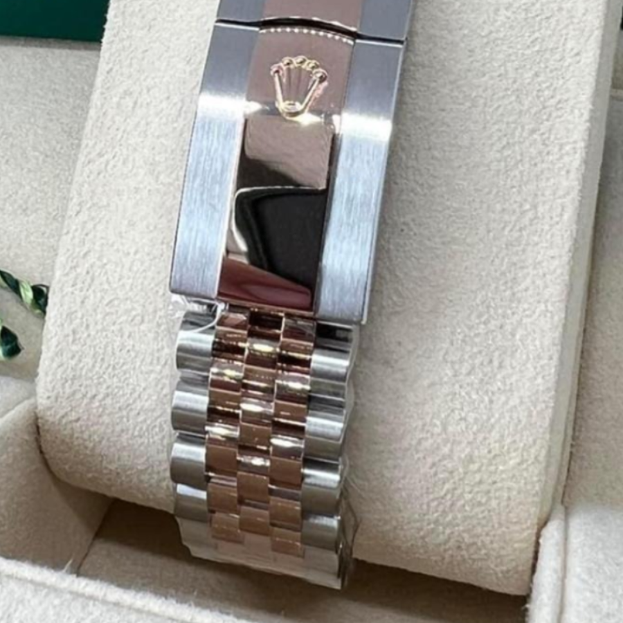 Rolex Datejust 126331 Everose Rolesor Fluted product image 6