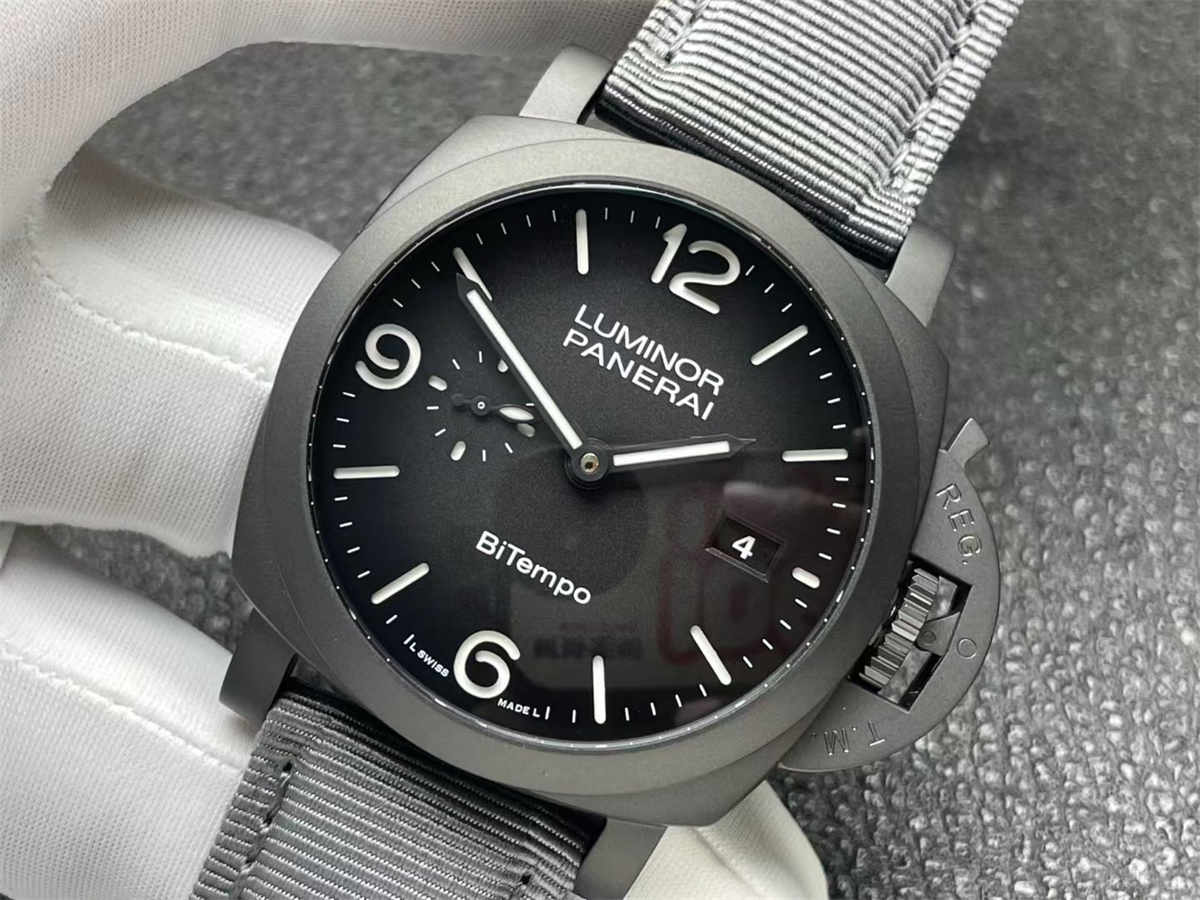 VSF Panerai PAM1467 – 44mm Luminor BiTempo Titanium DLC New York Limited Edition Replica - clean factory product image 4