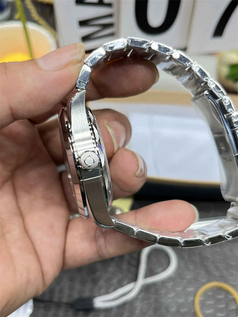 VSF Omega Aqua Terra Replica – Premium Seamaster AT Super Clone 1:1 Luxury Watch - clean factory product image 5