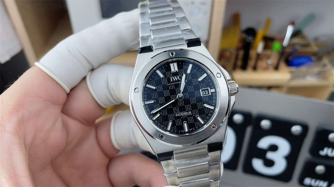 IWC Ingenieur Replica Black Dial – Premium V7 Edition Automatic Stainless Steel Watch - clean factory product image