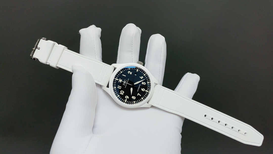 V7 Factory IWC IW328104 Pilot’s Watch Automatic 41 TOP GUN Lake Tahoe Replica - clean factory product image 2