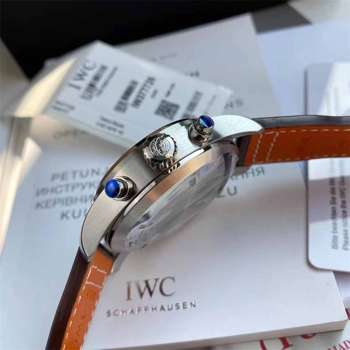 IWC IW377726 Pilot Chronograph – Blue Dial 43mm Automatic Men’s Watch - clean factory product image 6