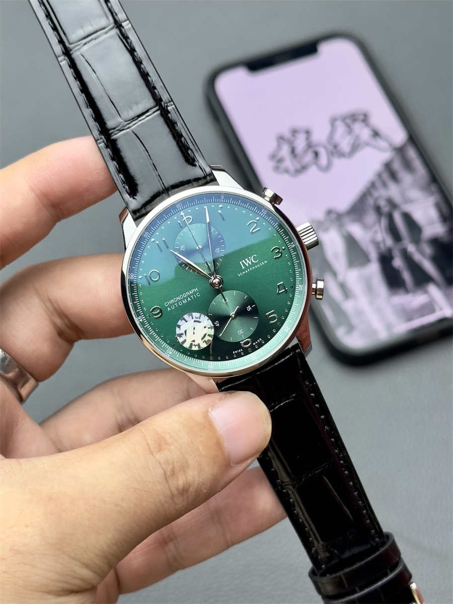 IWC Portugieser Green Dial Replica – ZF Factory IW371615 Chronograph with Automatic Movement - clean factory product image 3