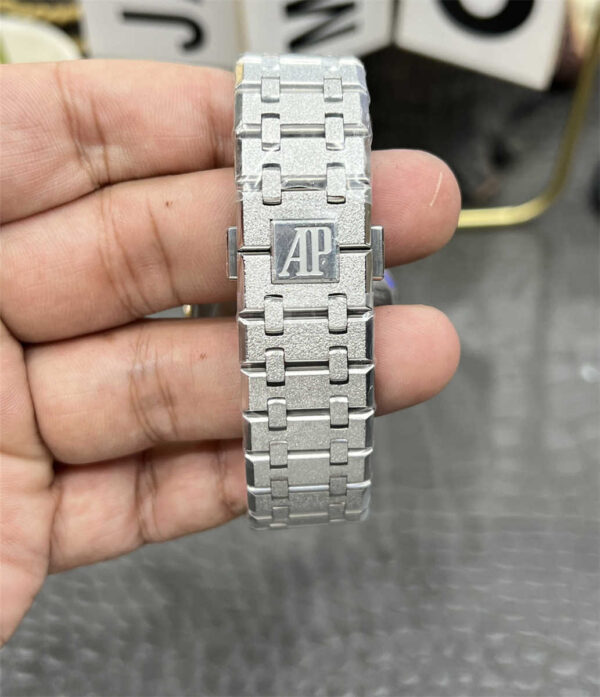 APS Factory Audemars Piguet 15500 Replica Frosted Gold – 41mm Blue Dial Mod with Cal.4302 Integrated Movement - clean factory product image 17