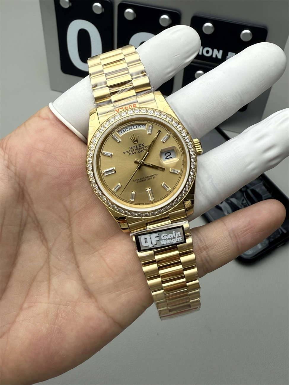 QF Day-Date 36mm Replica – Full-Weight 2836 Movement with Diamond Dial - clean factory product image 4