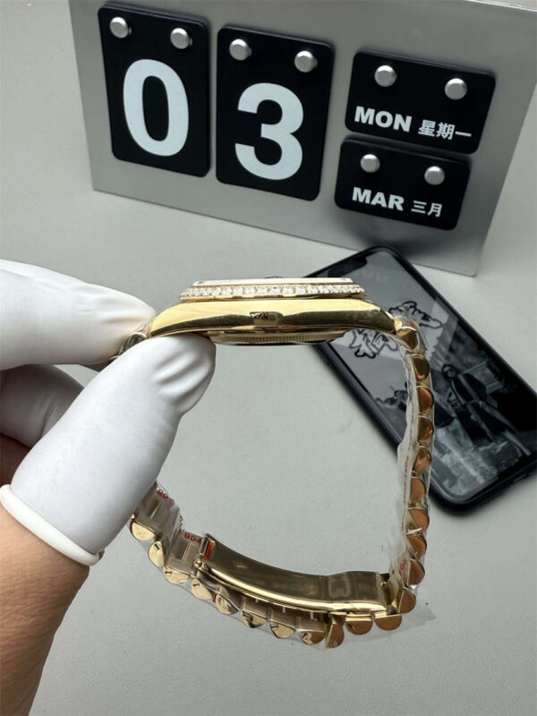 QF Day-Date 36mm Replica – Full-Weight 2836 Movement with Diamond Dial - clean factory product image 16