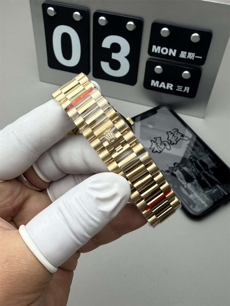 QF Day-Date 36mm Replica – Full-Weight 2836 Movement with Diamond Dial - clean factory product image 8