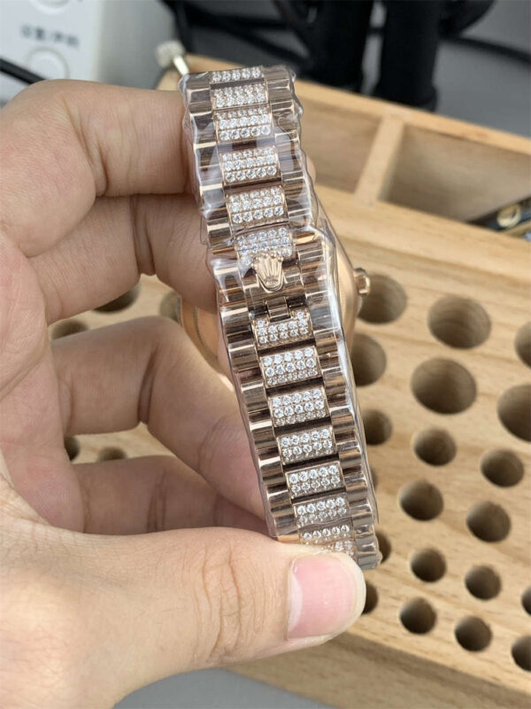 Rolex Day-Date 36 Replica – Ladies Everose Gold President Watch - clean factory product image 18