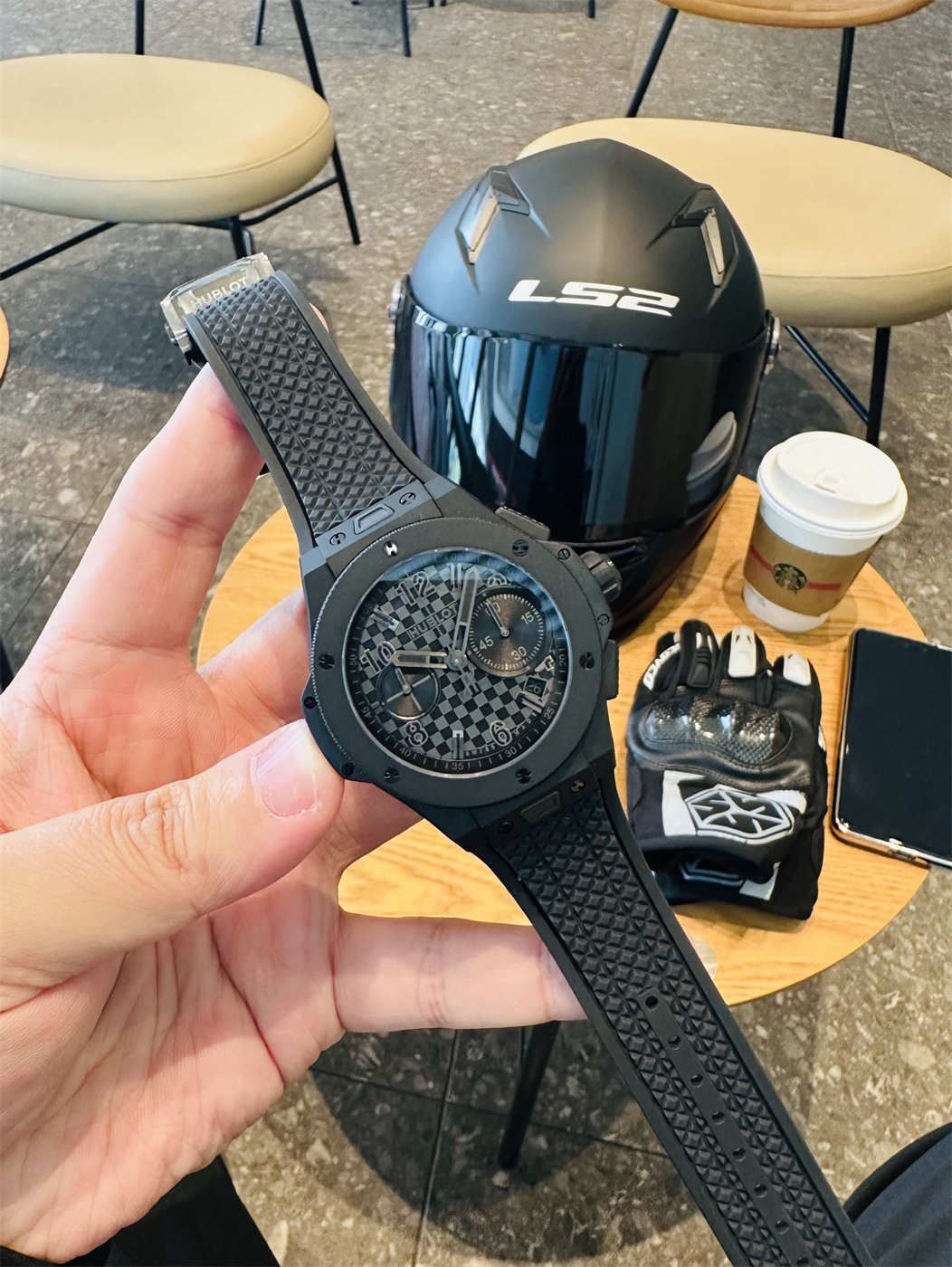 Hublot Big Bang Unico Replica Black Magic Ceramic (43mm) – HUB1280 Clone - clean factory product image 2