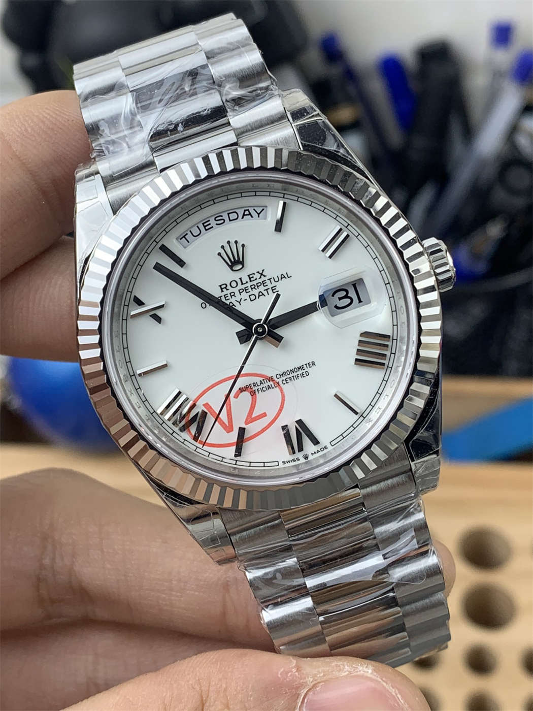 VSF Tungsten Day-Date 40 White Roman – 228239 White Gold (182g Weighted) - clean factory product image 2