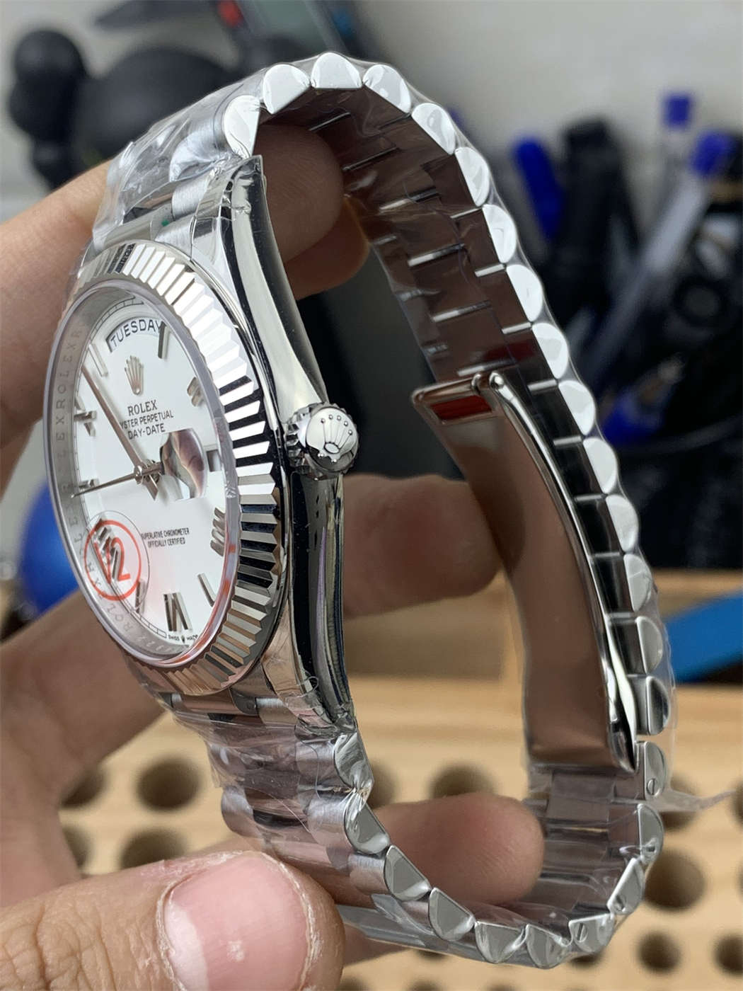 VSF Tungsten Day-Date 40 White Roman – 228239 White Gold (182g Weighted) - clean factory product image 3