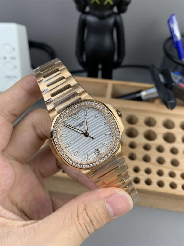 Patek Philippe 7118 Replica | 3K Factory Ladies Nautilus in Rose Gold &amp; Diamonds - clean factory product image 15