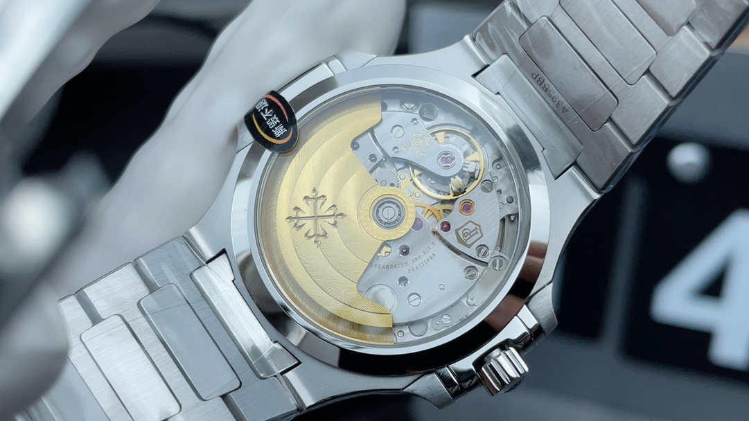 Patek Philippe Nautilus 7118 Replica – Grey Dial Diamond Bezel Ladies Watch - clean factory product image 7