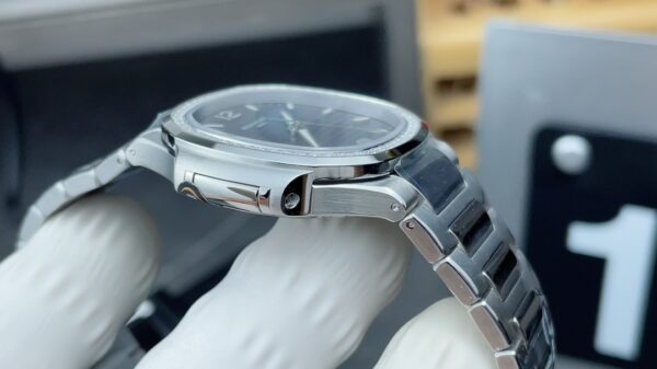 Patek Nautilus 7118 Diamond Replica – Blue Dial Luxury Ladies Nautilus - clean factory product image 15